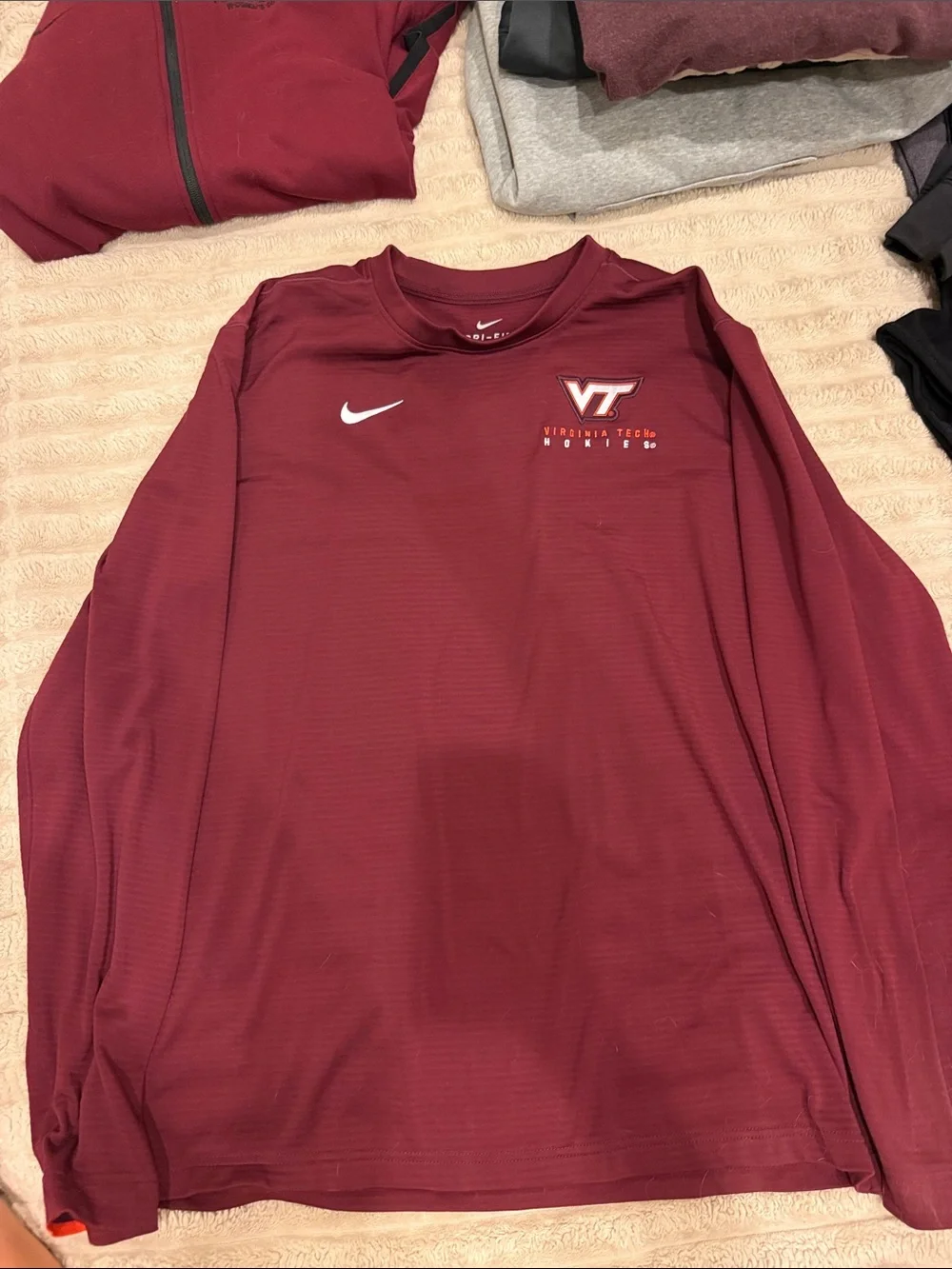 Nike Maroon Virginia Tech Long-Sleeve Dri-Fit Performance pullover